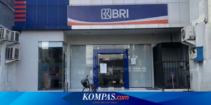 Daftar Lengkap Biaya Admin Bank Mandiri, BCA, BRI, dan BNI Terbaru 2023 Daftar Lengkap Biaya Admin Bank Mandiri, BCA, BRI, dan BNI Terbaru 2023