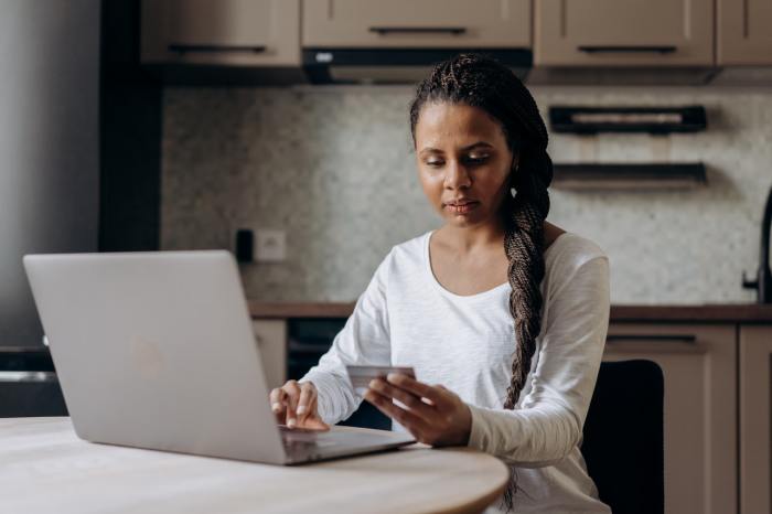 Millennial Money: How to budget with a fluctuating income Millennial Money: How to budget with a fluctuating income
