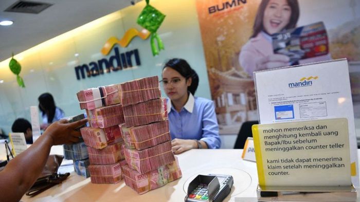 Perbandingan suku bunga KPR bank BCA vs Mandiri 2025