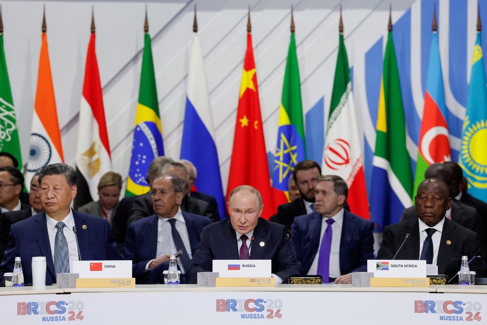 BRICS Lanjutkan Dedolarisasi, China Buang Dolar AS Rp860 Triliun BRICS Lanjutkan Dedolarisasi, China Buang Dolar AS Rp860 Triliun