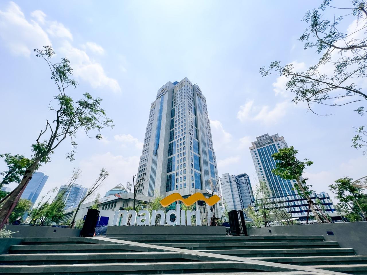 Bank Mandiri Sudah Salurkan Dana Pemerintah Rp40,7 Triliun, Sasar Lebih 24.000 Pelaku Usaha Bank Mandiri Sudah Salurkan Dana Pemerintah Rp40,7 Triliun, Sasar Lebih 24.000 Pelaku Usaha