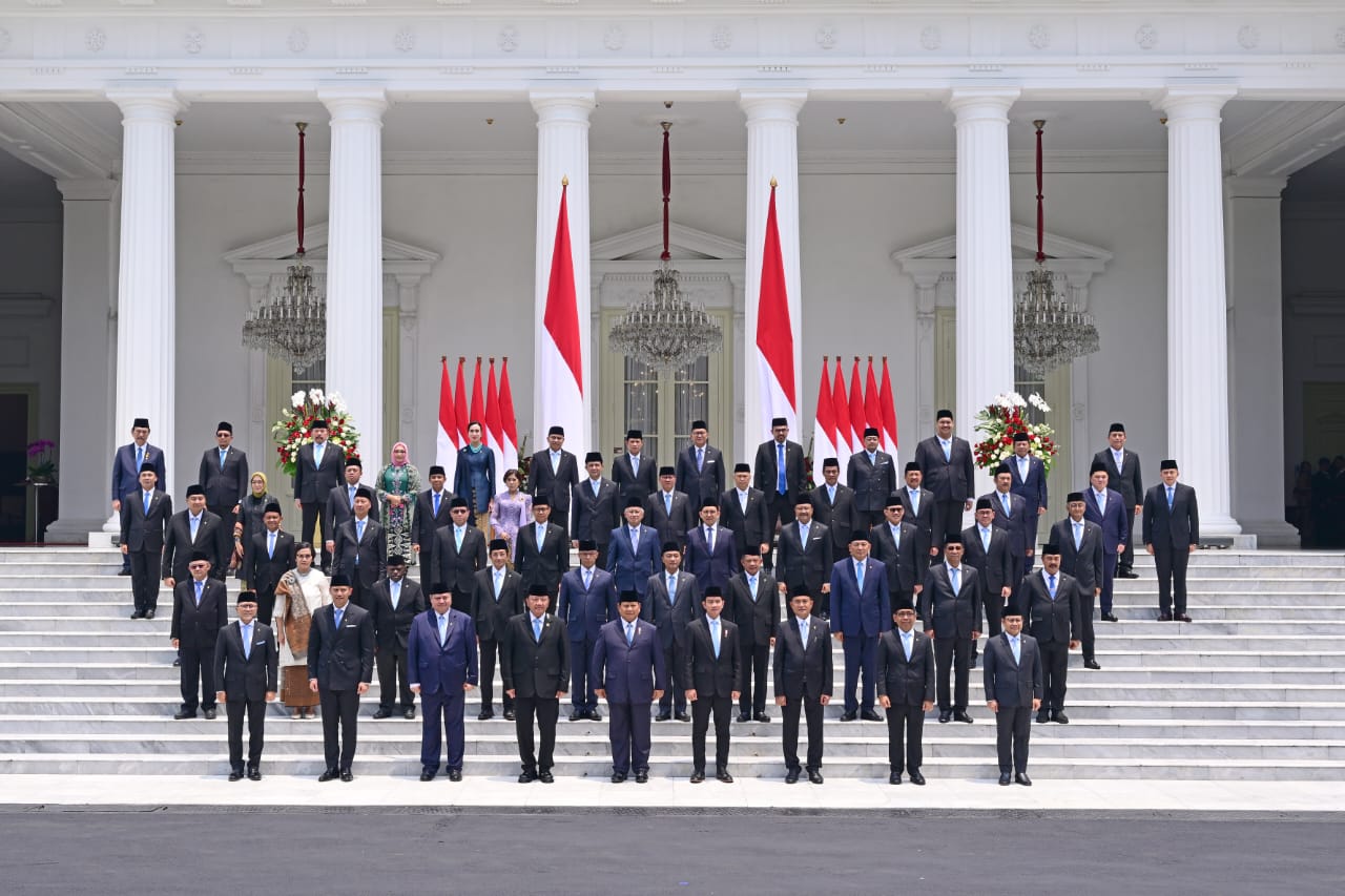 Bahlil: Presiden Prabowo Punya Tradisi Bekerja Tanpa Mengenal Tanggal Merah Bahlil: Presiden Prabowo Punya Tradisi Bekerja Tanpa Mengenal Tanggal Merah