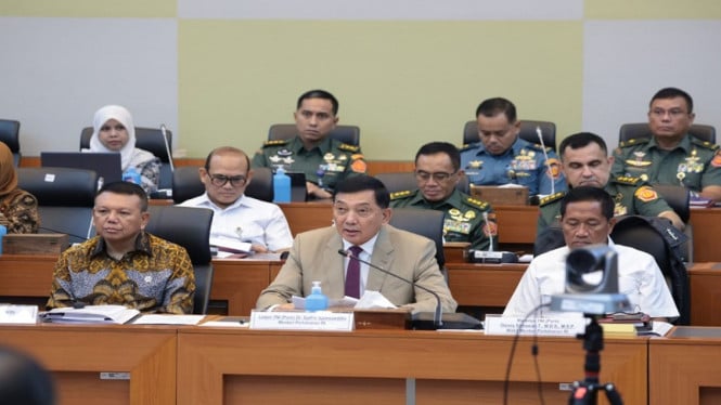 Dirut Asabri Dampingi Menhan Sjafrie Kunjungan Kedukaan Prajurit TNI