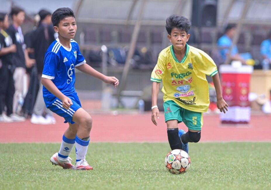 KB Bank Berikan Beasiswa Pendidikan Sepak Bola, Bekal untuk Generasi Muda Berdaya Saing