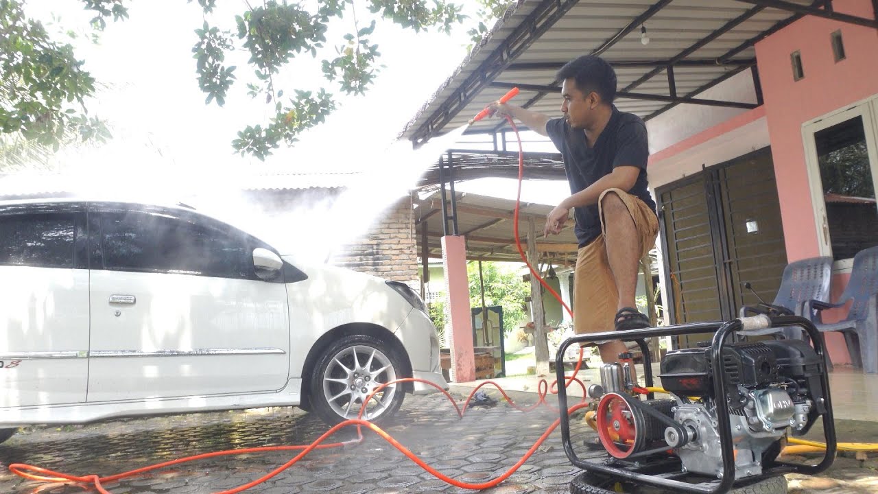 Steam Mobil Jadi Chaos! Azia Disemprot Balik Sama Tukang Cuci Steam Mobil Jadi Chaos! Azia Disemprot Balik Sama Tukang Cuci
