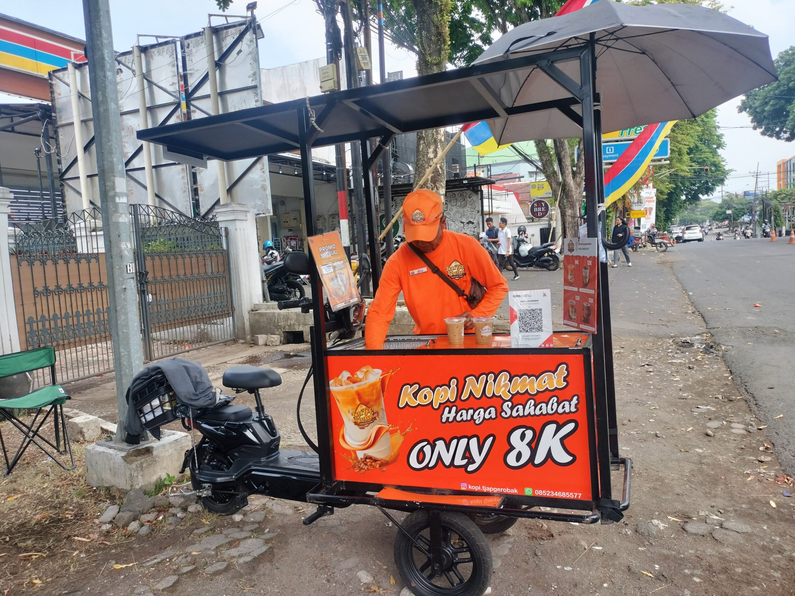 Menu Sederhana, Kisah Oseng Endok yang Bawa Cita Rasa Jalanan ke Restoran Modern