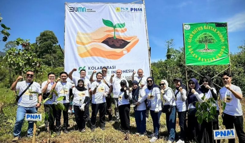 PLN Icon Plus Bersama PNM Berbagi dan Menginspirasi di Bandung