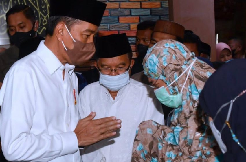 Melayat ke Rumah Duka, Airlangga Sebut Almarhum Said Assagaff Sahabat Baik