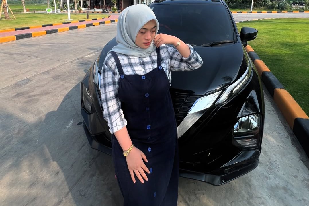 Profil Biodata Bu Guru Salsa Lengkap, Umur, Asal dan Nama Suami