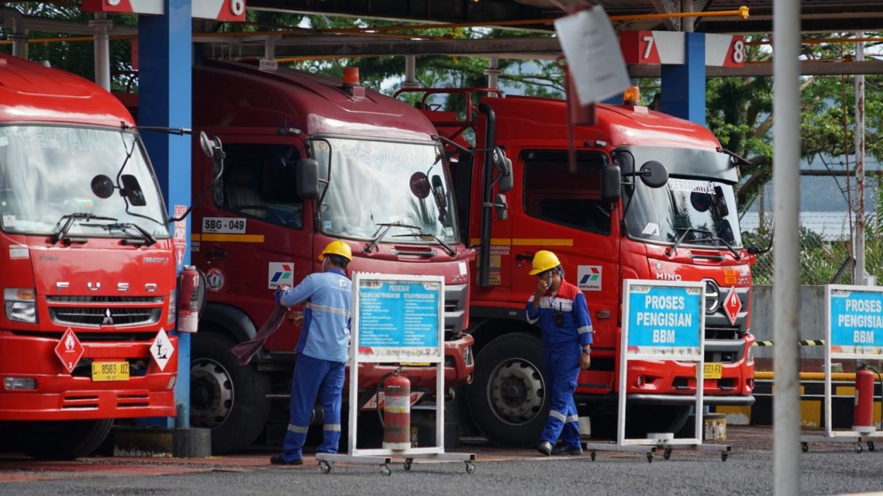 Pertamina Sediakan Telepon Khusus bagi Instansi untuk Kebutuhan BBM Penanganan Bencana di Sumatera Pertamina Sediakan Telepon Khusus bagi Instansi untuk Kebutuhan BBM Penanganan Bencana di Sumatera